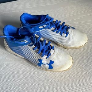 Youth Baseball/football cleats